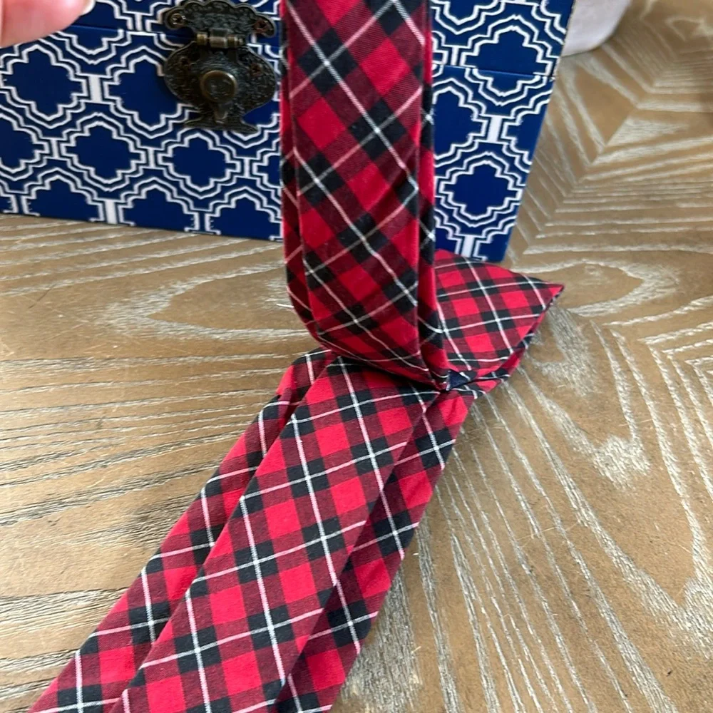 NEW! Big Boys Red & Black Plaid Winter Holiday Neck Tie